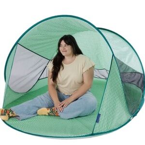 NWT Green Gingham Baggu Pop Up Tent